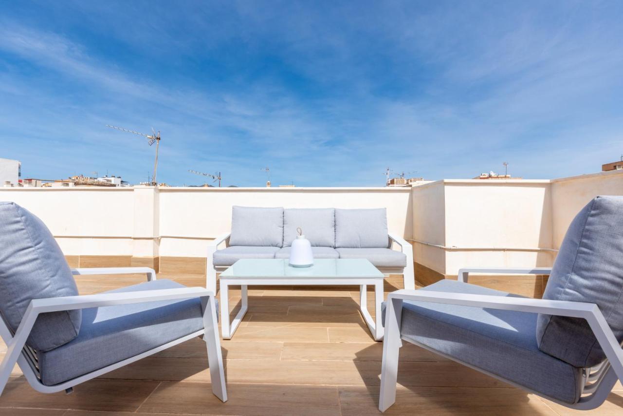 Wintowinrentals Great Penthouse Newly Built Malaga Exterior photo