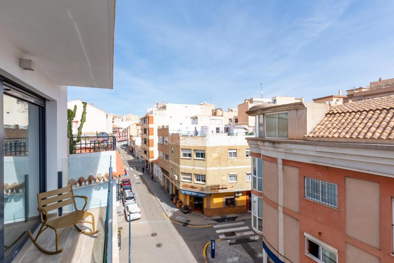 Wintowinrentals Great Penthouse Newly Built Malaga Exterior photo